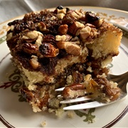 Pecan Raisin Coffee Cake
