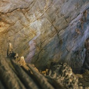 Oligo-Nunk Cave System