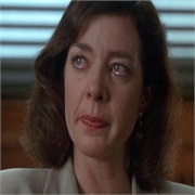 Law & Order: "Old Friends" (S4,E22)