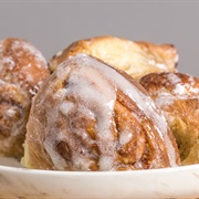 Apple Cider Sweet Rolls