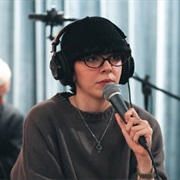 Ariete (Bisexual, She/Her)