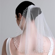 Veil With Scattered Pearls