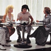 S2.E25: Cat Fight Club