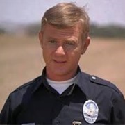 Martin Milner as Officer Pete Malloy