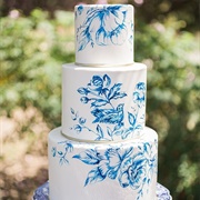 Single-Color Painting on Cake