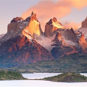 Cuernos Del Paine