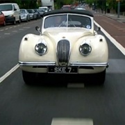 S13.E1: Race to the North - Ferrari FXX Lap Time - The Stig Revealed