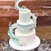 Isomalt Decoration on Cake