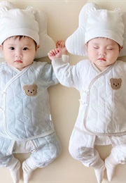 Chọn Quần Áo Sơ Sinh 0-3 Tháng Phù Hợp (Mombbymart)