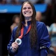 Christie Raleigh Crossley (Non-Binary, She/They)