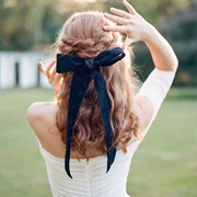 Velvet Hair Bow on Bride