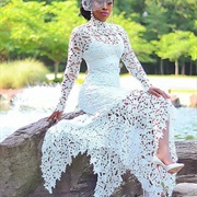 Up and Down, High-Low-High-Low Hem