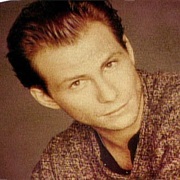 S19.E5: Christian Slater/Smashing Pumpkins