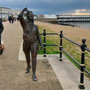 Amy Johnson Statue