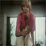 Glade Shake N' Vac: "Dancing Woman"