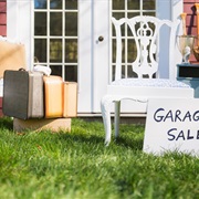 Yard Sales/Garage Sales
