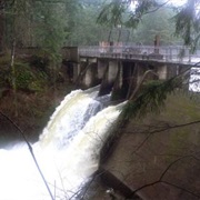 Round Lake Dam, Camas