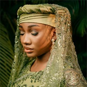 Flat Turban With Veil