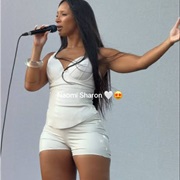 Naomi Sharon