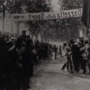 Giovanni Rossiglioni Takes the Sprint Stage in Chieti, Naples, During the Inaugural Giro D'italia