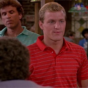 S4.E2: Woody Goes Belly Up