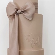 Monochromatic Writing Piped on Cake