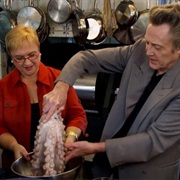 S7.E17: Holiday Special