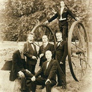 Hoyry-Kone - Karhunkaato