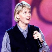 S4.E6: Command Performance: Ellen Degeneres