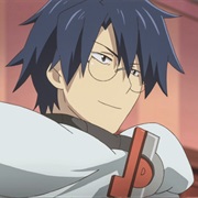 S1.E8: Villain in Glasses