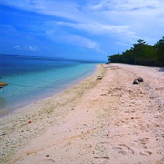 Isla Great Santa Cruz, the Philippines