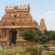 Great Living Chola Temples, India