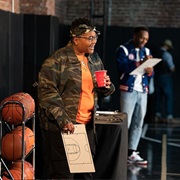 S2.E1: Eyes Wide Butt