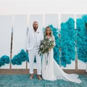 Art Installations in Wedding Decor