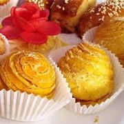 Deep Fried Radish Puffs