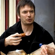 S4.E6: London/Edinburgh