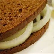 Raw Onion Sandwich