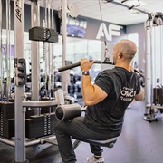 Lat Pulldown Machine