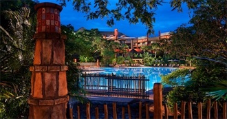 What Alice Would Try at Each Disney Food Place Part 29