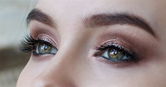 15 Celebrities With Amazing Eyes