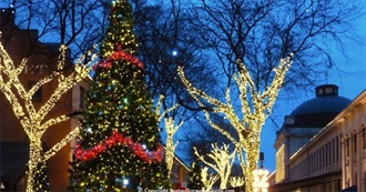 Binge Worthy Christmas Movies