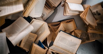 A Teacher&#39;s Bookshelves