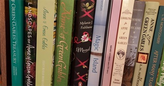 Books on Sarah&#39;s Bedroom Bookcases