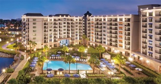 What Alice Would Try at Each Disney Food Place Part 20