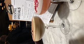 Hot Girl Readings 2025 Hot Girl Summer Reading List &#128214; ✨