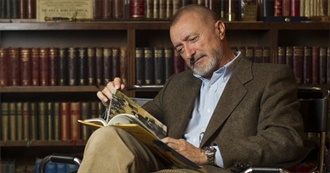 Libros Imprescindibles Seg&#250;n Arturo P&#233;rez-Reverte - Essential Books According Arturo P&#233;rez Reverte