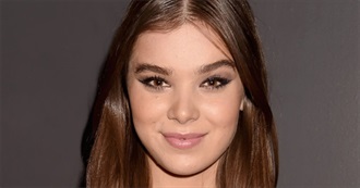 Hailee Steinfeld @ Movies