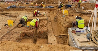 Books From an Historical Archaeologist&#39;s Shelf