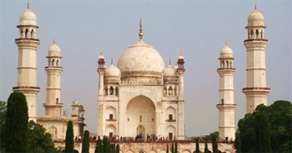 Travel Twins: Bizarrchitecture