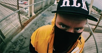 100 Underground Albums